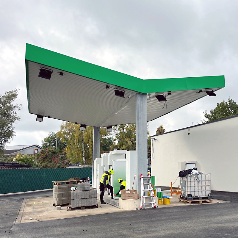 Wasserstofftankstelle Hürth: Arbeiten an Gebäuden und Gasversorgung